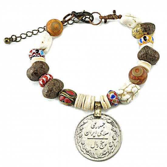 Old coin bracelet 1501769