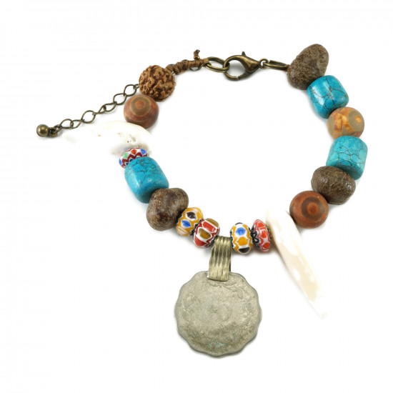 Old coin bracelet 1501773