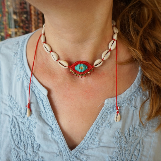 Evil eye necklace with shells 1001867