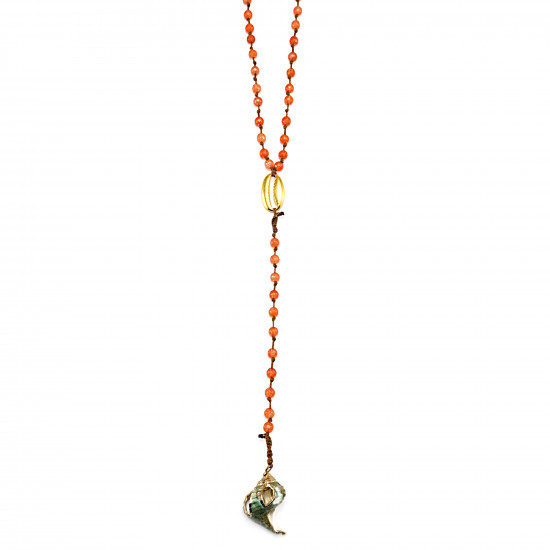 Necklace with shell