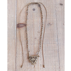 Necklace with macrame talisman 1001614