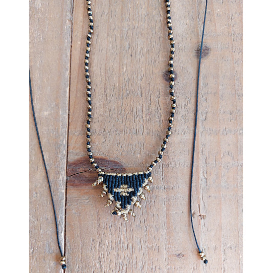 Macrame talisman necklace 1001616