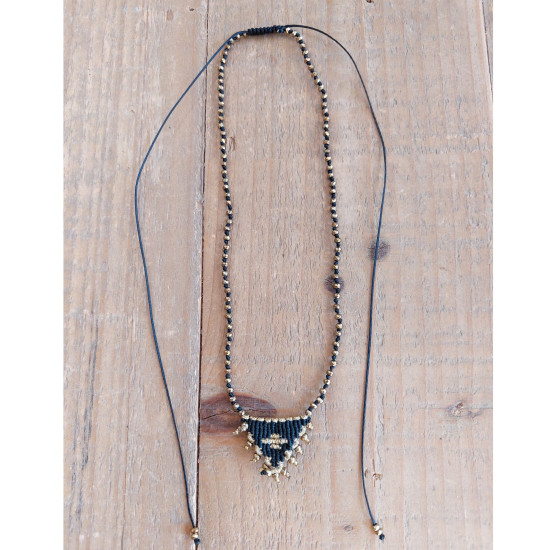 Macrame talisman necklace 1001616
