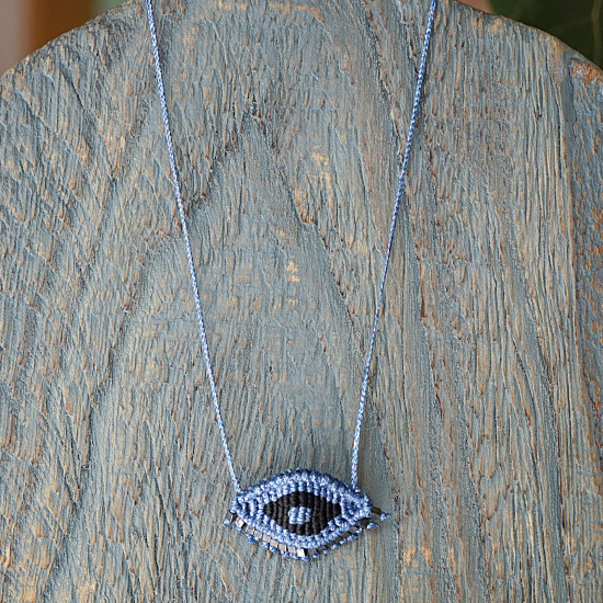 Macrame evil eye necklace 1001637