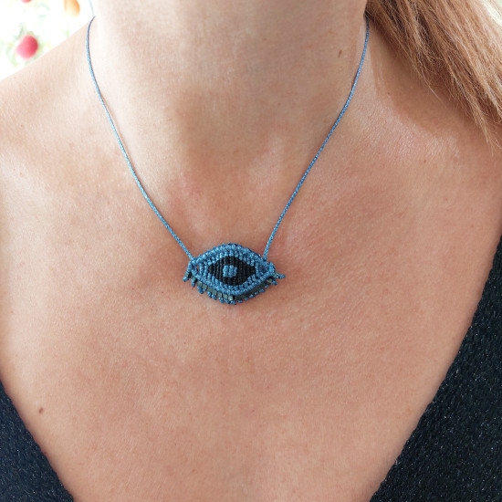 Macrame evil eye necklace 1001637