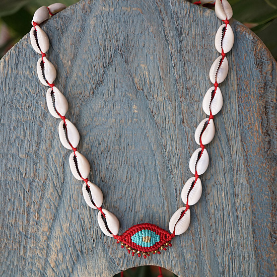 Evil eye necklace with shells 1001867