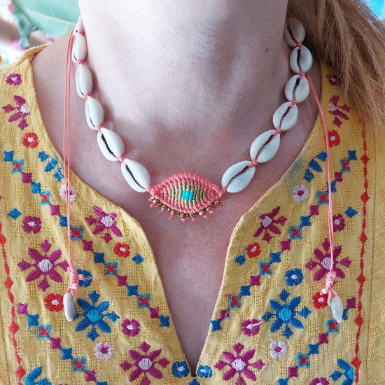 Evil eye necklace with shells