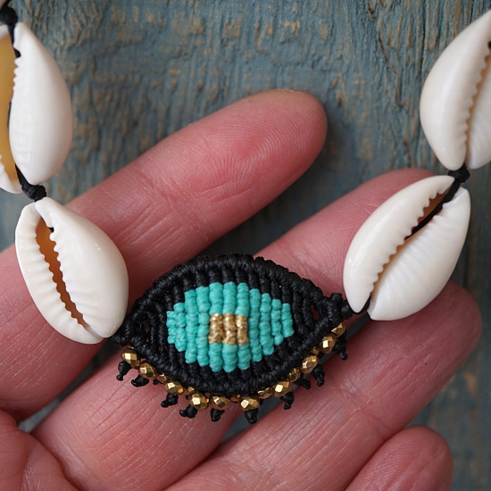 Evil eye necklace with shells 1001873