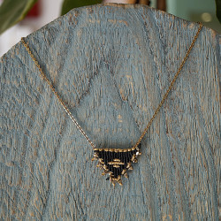 Macrame talisman necklace 1002156