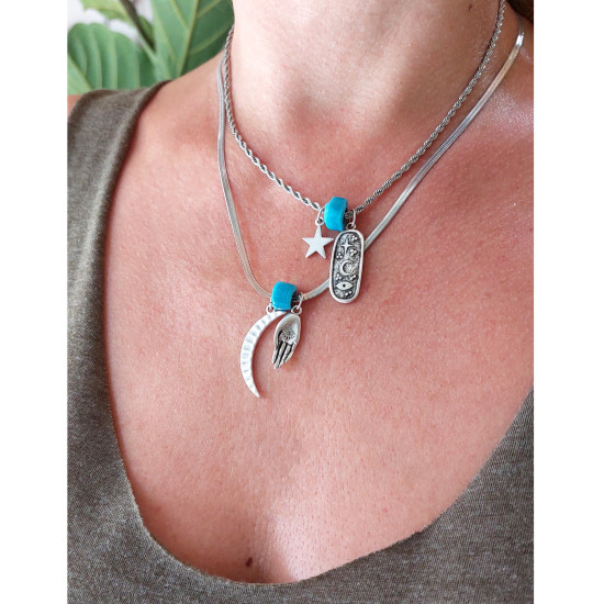Moon and hand necklace 1002494