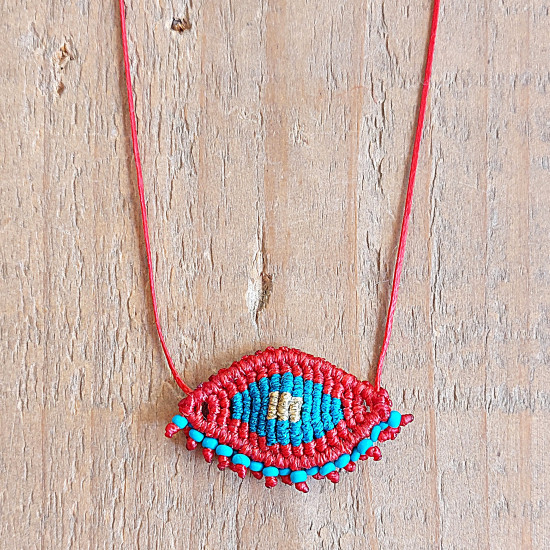 Evil eye macrame necklace 1002666
