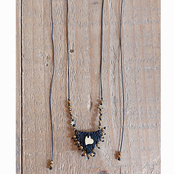 Macrame pendant with little heart 1002790