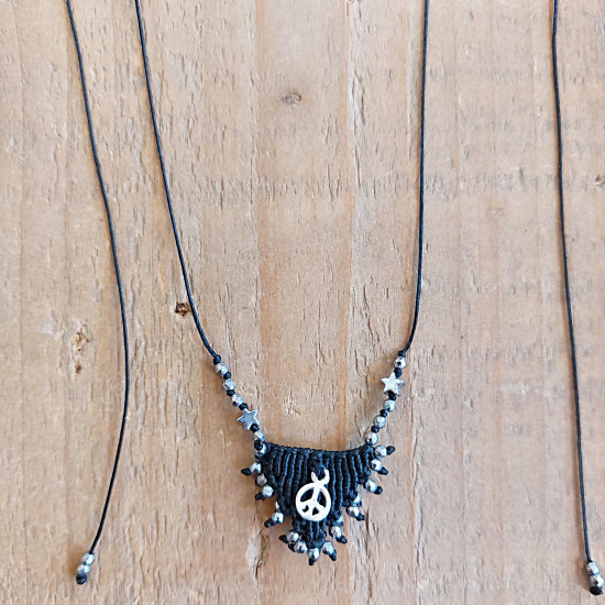 Macrame necklace 1002797