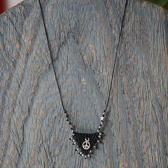 Macrame necklace 1002797