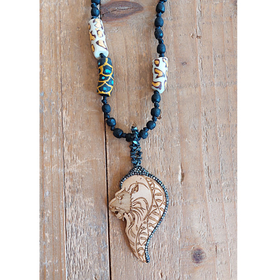 Lion pendant necklace 1003072