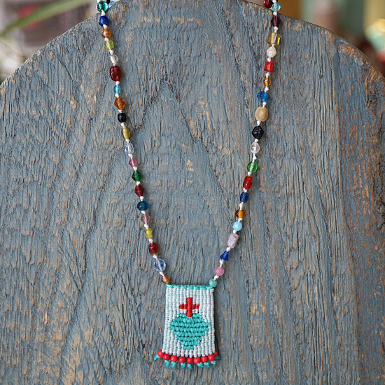 Mexican heart macrame necklace 1003148