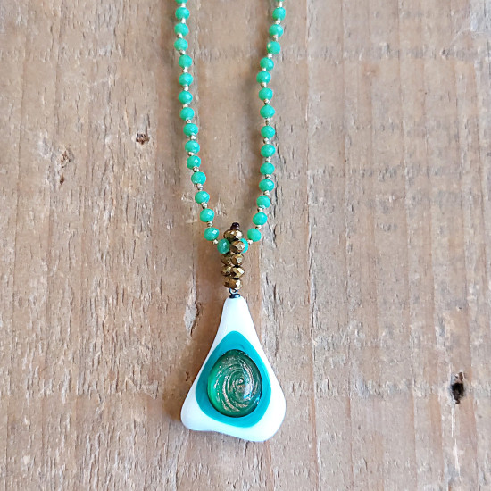 Blown glass necklace 1003188
