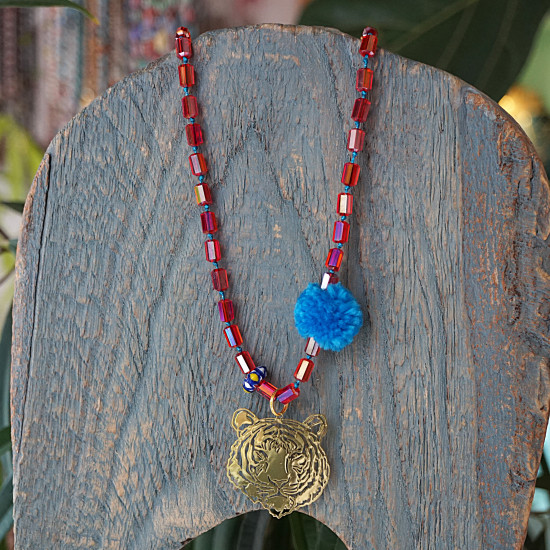 Long necklace with tiger pendant 1003250