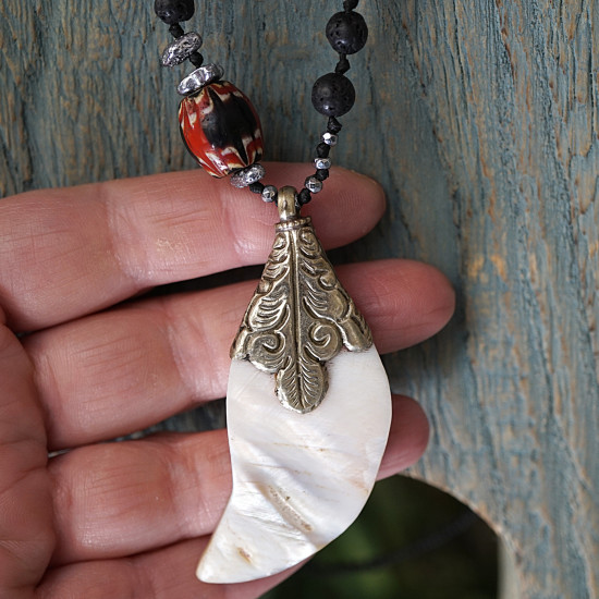 Tibetan pendant necklace 1003378