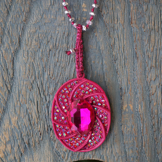 Antique style pendant necklace 1003385