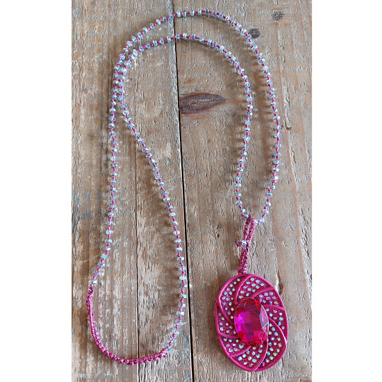 Antique style pendant necklace 1003385