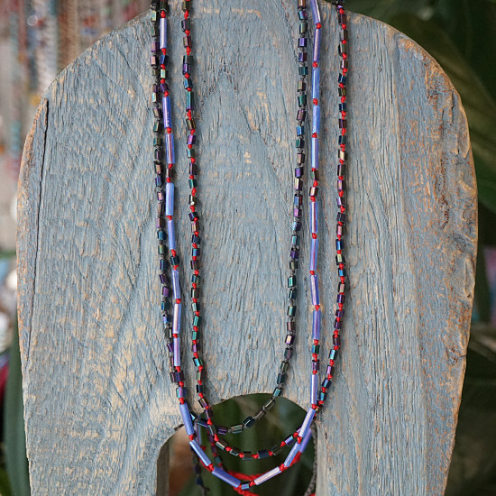 Set of three necklaces 1003389