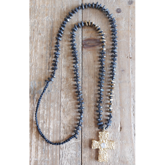 Cross pendant necklace 1003395